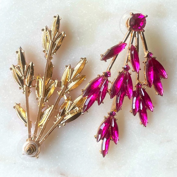 Willow dark pink Leaf Earrings - Picture 6 of 10